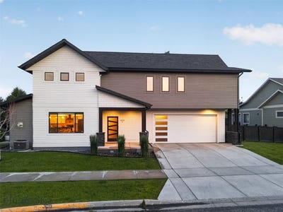 /international/us/1015-golden-gate-bozeman-mt-110110194003/