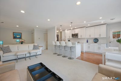 /international/us/195-southport-woods-drive-fairfield-ct-110108070247/