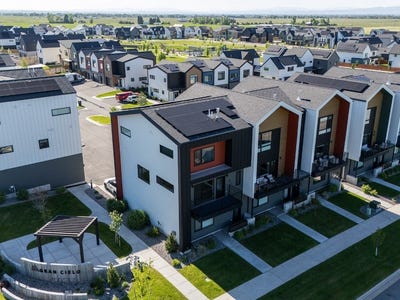 /international/us/3097-s-27th-avenue-bozeman-mt-110108611754/