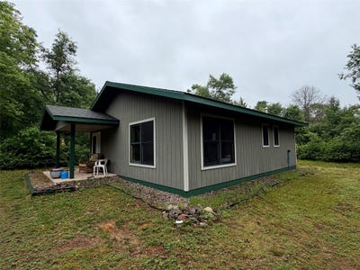 /international/us/7113-e-fire-hill-road-gordon-wi-110109134987/