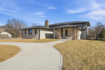 /international/us/10043-twin-creek-boulevard-munster-in-110106201974/