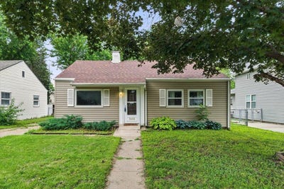 /international/us/3609-avenue-d-council-bluffs-ia-110101328747/?lang=en