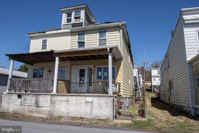 /international/us/138-railroad-street-locust-gap-pa-110098188006/?lang=zh-tw