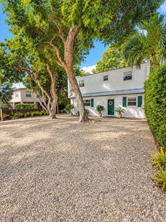 /international/us/41-florida-drive-key-largo-fl-110119949039/