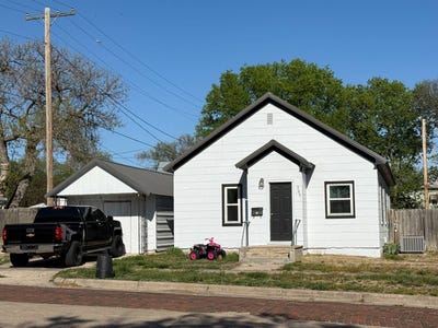 /international/us/205-n-wabash-ave-norton-ks-110107638338/