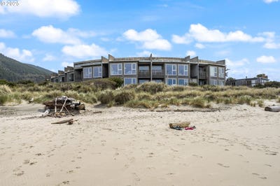 /international/us/105-nw-23rd-ave-rockawaybeach-or-110102688207/