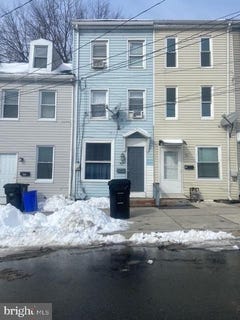 /international/us/426-hamilton-street-harrisburg-pa-110105333061/