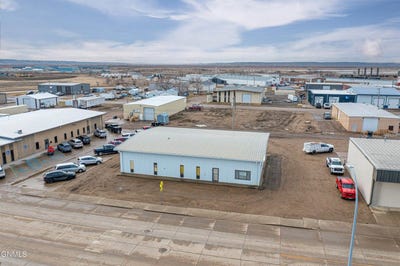 /international/us/606-broadway-east-williston-nd-110106980069/