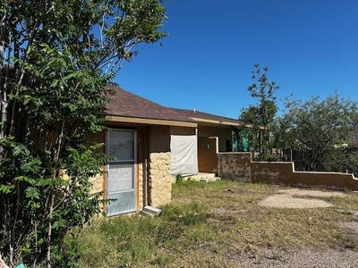 /international/us/106-n-colpitts-fort-stockton-tx-110092988725/