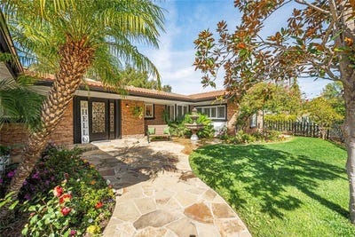 /international/us/3713-royal-woods-drive-sherman-oaks-ca-110097582733/
