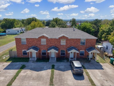 /international/us/106-bluebonnet-street-gatesville-tx-110103070929/