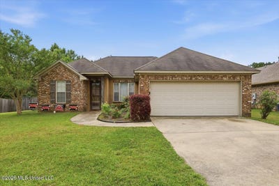 /international/us/206-barrington-cove-florence-ms-110107830356/