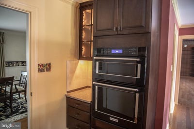 /international/us/27135-e-lillian-street-hebron-md-110100125477/
