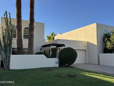 /international/us/1009-n-villa-nueva-drive-litchfield-park-az-110104071225/