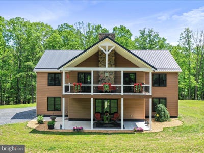 /international/us/100-solar-lane-baker-wv-110099522948/