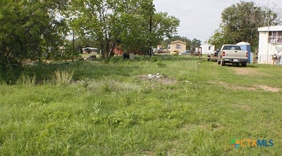 /international/us/812-ne-4th-street-lot-3-waelder-tx-110107722758/