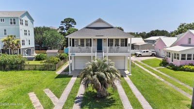 /international/us/305-charlotte-avenue-carolina-beach-nc-110100632762/?lang=en