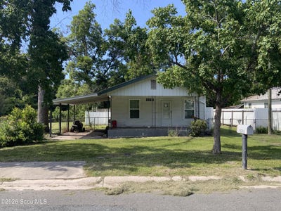 /international/us/1016-ann-street-waycross-ga-110108612315/