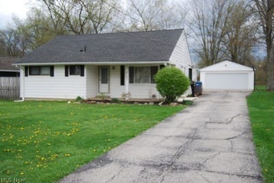 /international/us/4567-canterbury-road-north-olmsted-oh-110107319400/