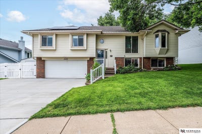 /international/us/13918-edna-street-omaha-ne-110101153919/?lang=en