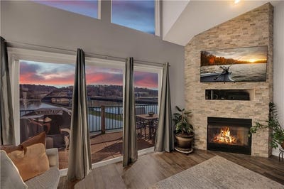 /international/us/298-cedar-heights-drive-camdenton-mo-110105856139/