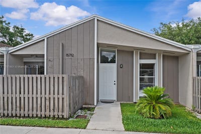 /international/us/15712-woodgate-ct-sunrise-fl-110099270439/