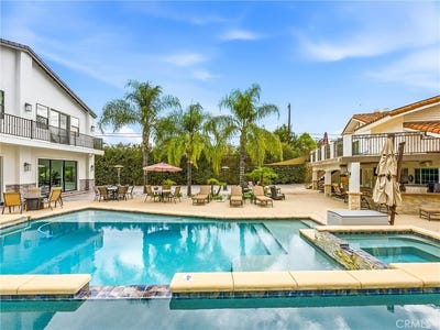 /international/us/215-san-rafael-street-redlands-ca-110105045350/