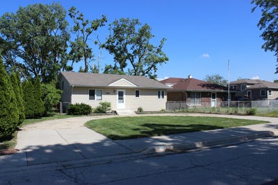 /international/us/15201-la-crosse-avenue-oak-forest-il-110108664925/