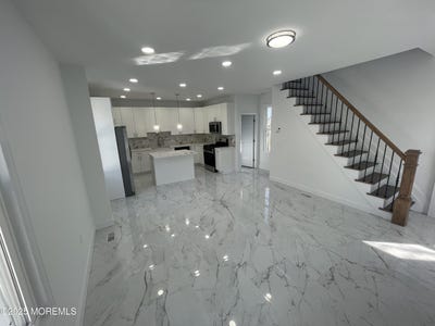/international/us/253-s-pearl-street-red-bank-nj-110097854825/
