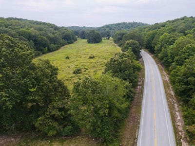 /international/us/9505-n-highway-27-marshall-ar-110102095311/