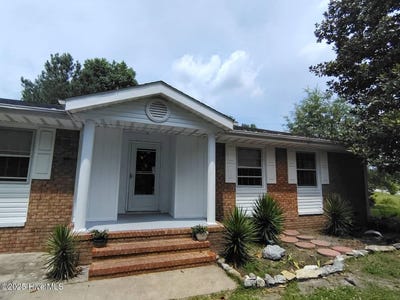 /international/us/400-winchester-road-jacksonville-nc-110100972614/