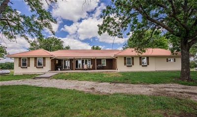 /international/us/13936-w-750-road-mound-city-ks-110107885331/