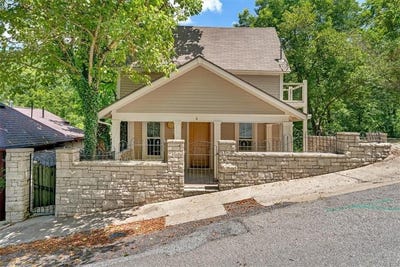 /international/us/4-douglas-st-eureka-springs-ar-110101122824/?lang=en