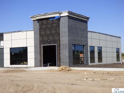 /international/us/1109-range-street-north-mankato-mn-110099634410/