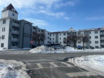 /international/us/100-john-t-o-leary-boulevard-south-amboy-nj-110105317617/