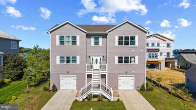 /international/us/3675-1st-avenue-edgewater-md-110106614940/