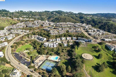 /international/us/1881-grand-view-drive-oakland-ca-110104054568/