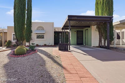 /international/us/1176-s-alpine-circle-green-valley-az-110108239213/