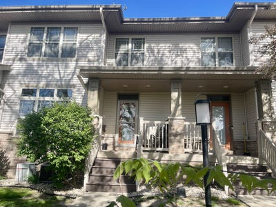 /international/us/8252-starr-grass-drive-madison-wi-110108027274/