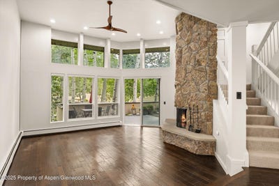 /international/us/1443-crystal-lake-road-aspen-co-110102026871/