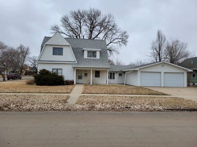 /international/us/414-east-9th-avenue-redfield-sd-110106345505/