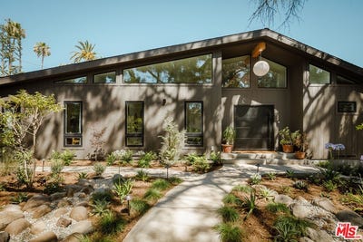 /international/us/2542-santa-rosa-ave-altadena-ca-110108874483/
