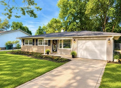 /international/us/6856-van-buren-street-merrillville-in-110108616435/
