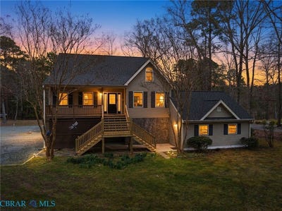 /international/us/76-ponds-edge-hallieford-va-110108936565/