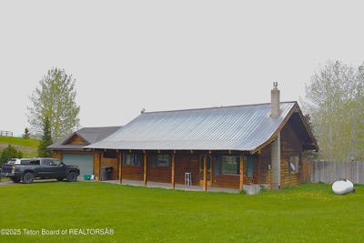 /international/us/251-hillview-drive-auburn-wy-110099597452/