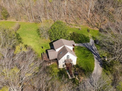 /international/us/2673-flynns-creek-road-gainesboro-tn-110098662926/