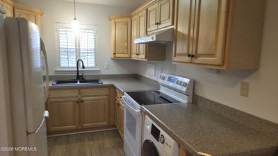 /international/us/47-cambridge-court-lakewood-nj-110107755771/