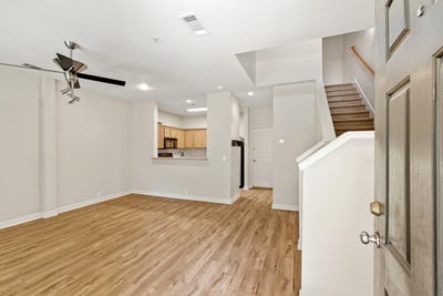/international/us/2209-stoneleigh-place-mckinney-tx-110107884426/
