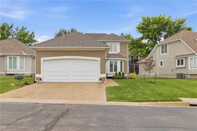 /international/us/5004-w-120th-place-overland-park-ks-110108332424/