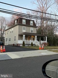 /international/us/13-washington-avenue-berlin-nj-110096629600/